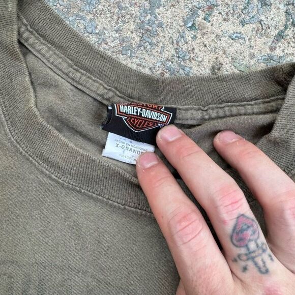 Harley Davidson Motorcycles Modern Shirt - Picture 2 of 4